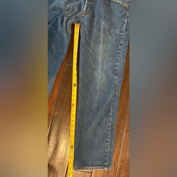 Vintage Women’s 501 Levi's Straight Leg Dark Wash Jeans - Made in USA - Picture 8 of 11